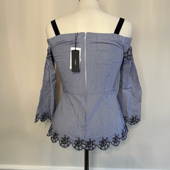 YYIGAL NWT Embroidered Blouse, Size S - Picture 2 of 5